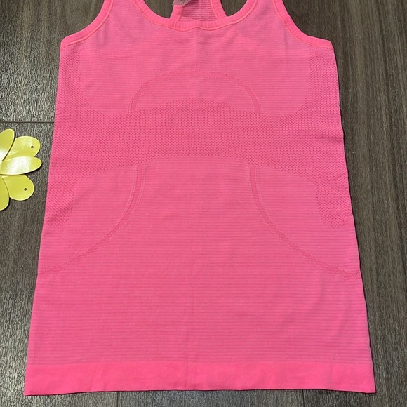Lululemon Swiftly Tech Racerback - Picture 7 of 10
